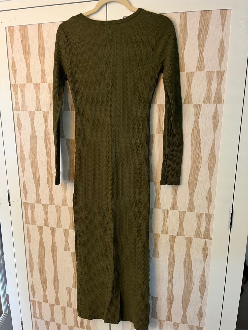 Zara Olive Ribbed Long Sleeve Maxi Dress - Picture 4 of 4
